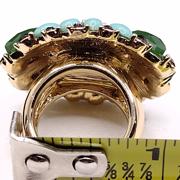 Large multi stone ring size 7 Gold Tone - Picture 13 of 13